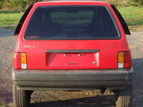 Ford Festiva  V8 