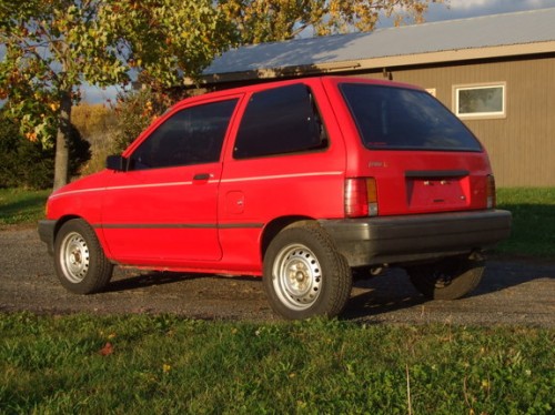 Ford Festiva  V8 