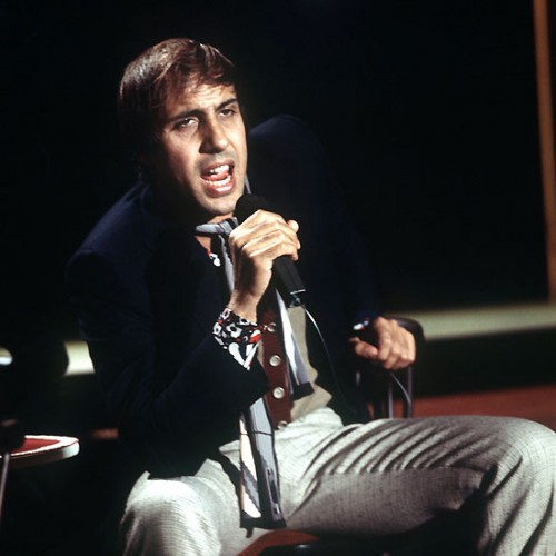   (Adriano Celentano)    70- (15 )