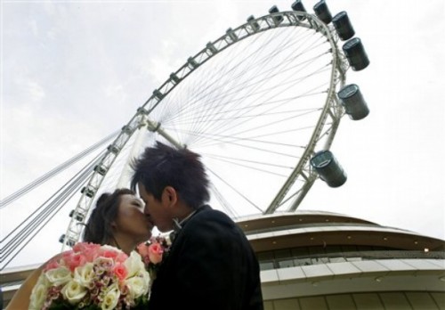 Singapore Flyer:      