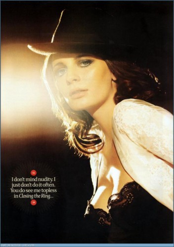 a  (Mischa Barton)   Maxim (9 )