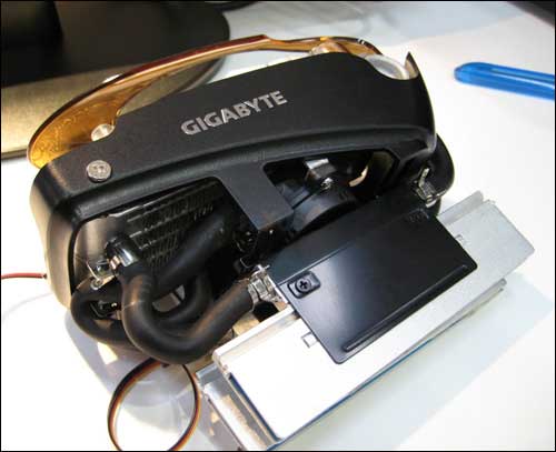 CeBIT 2008: Gigabyte    " "