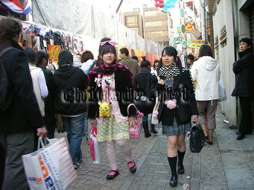 HARAJUKU -   