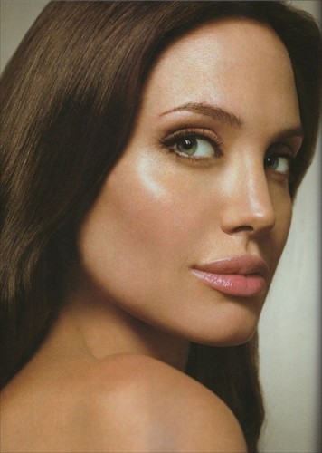  (Angelina Jolie):     