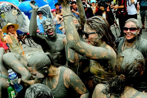     (Boreyong Mud Festival)    