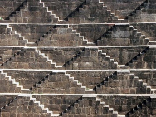 300   Chand Baori   (25 )