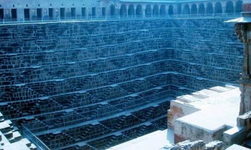 300   Chand Baori   (25 )