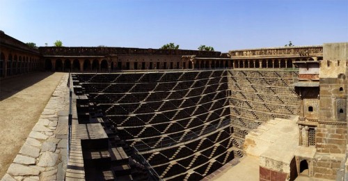 300   Chand Baori   (25 )