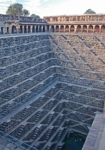 300   Chand Baori   (25 )