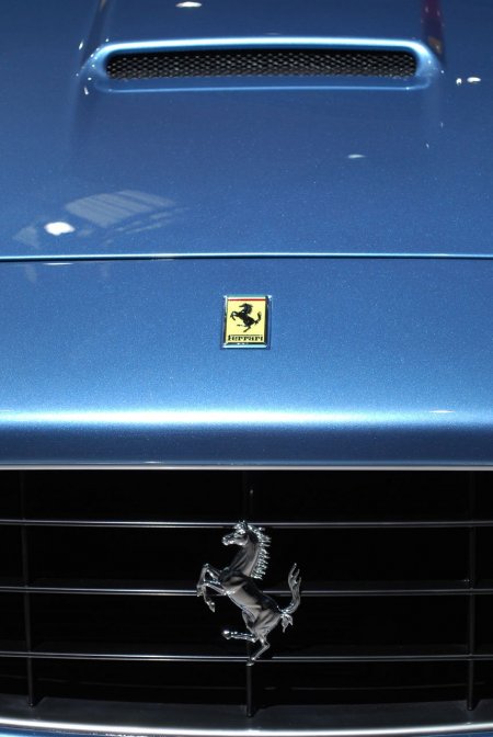 Ferrari California (34 )