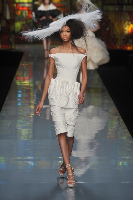 Haute Couture -   / 2009 