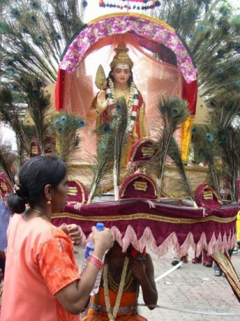   (Thaipusam)