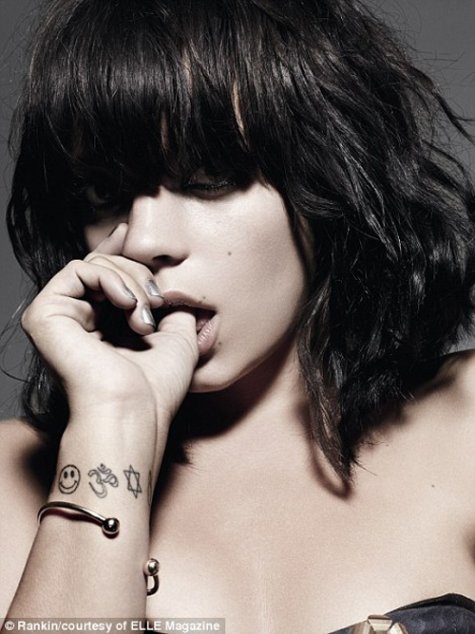   (Lily Allen)     (Irina Lazareanu)