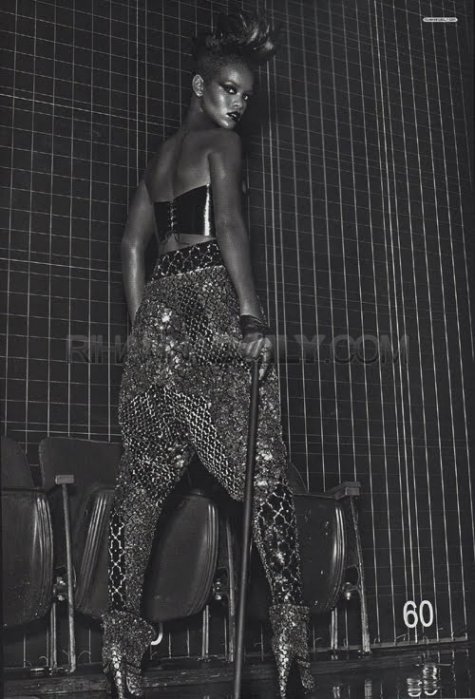  (Rihanna)  Vogue Italia