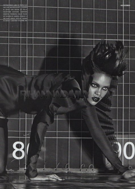  (Rihanna)  Vogue Italia