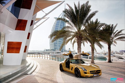 Mercedes-Benz SLS AMG Desert Gold