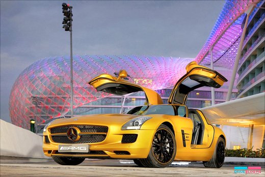 Mercedes-Benz SLS AMG Desert Gold