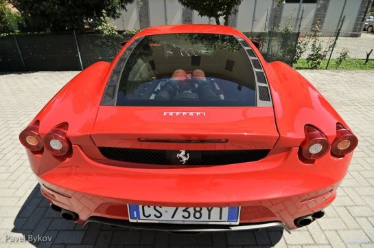  Ferrari  